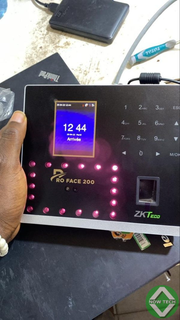 Service d'installation de pointeuse biometrique et Controle d'accès et GPS  Express Au Cameroun – Image 10